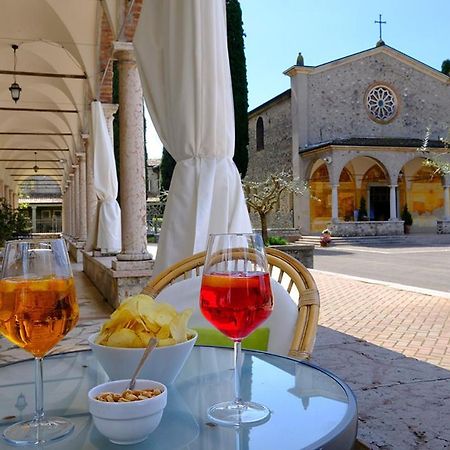 Locanda Al Santuario Peschiera del Garda Buitenkant foto