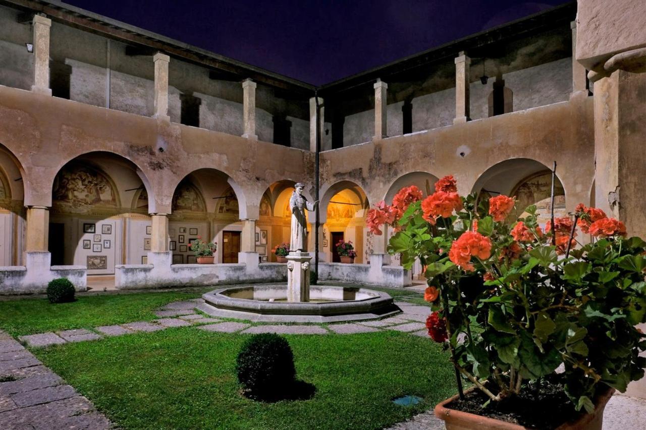 Locanda Al Santuario Peschiera del Garda Buitenkant foto