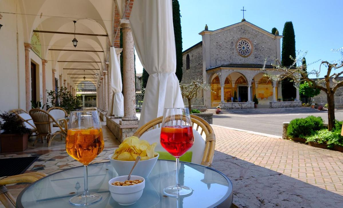 Locanda Al Santuario Peschiera del Garda Buitenkant foto